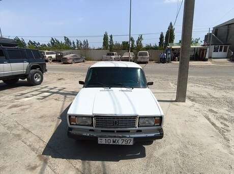 LADA (VAZ) 2107