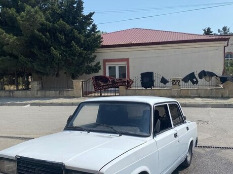LADA (VAZ) 2107