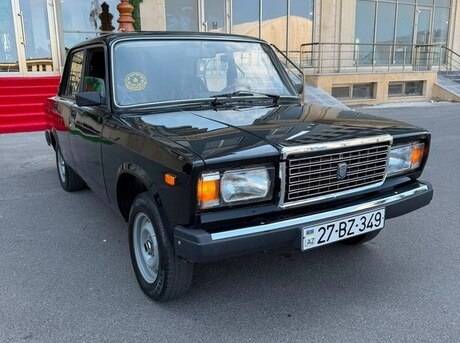 LADA (VAZ) 2107