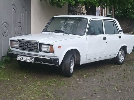 LADA (VAZ) 2107