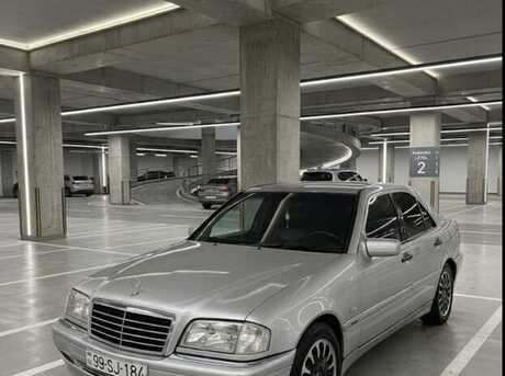 Mercedes C 180