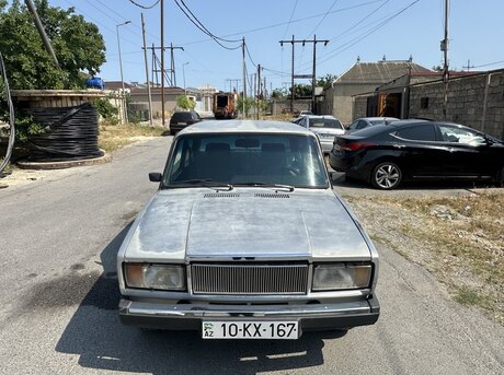 LADA (VAZ) 2107