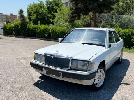 Mercedes 190