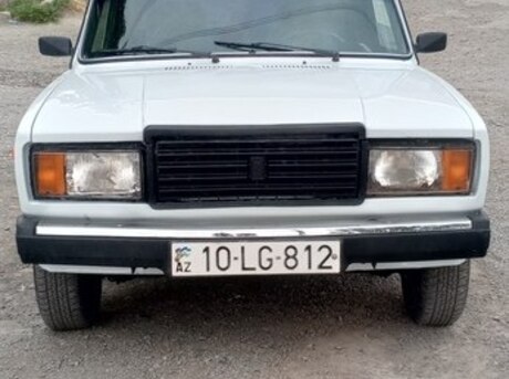 LADA (VAZ) 2107