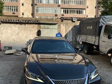 Lexus ES 250