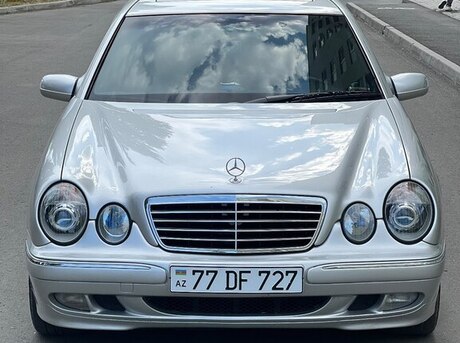 Mercedes E 240