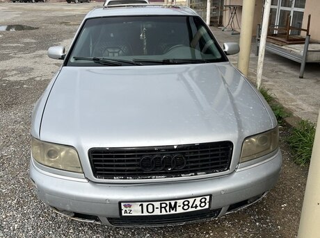 Audi A8