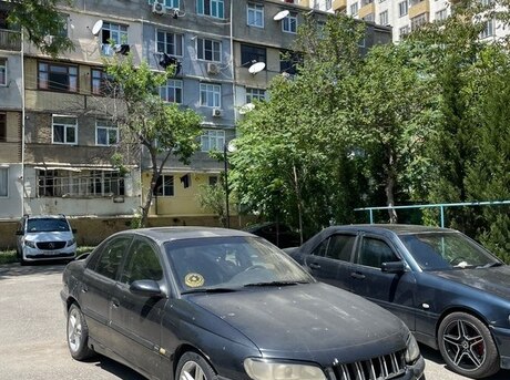 Opel Omega