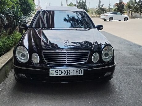 Mercedes E 320