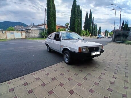 LADA (VAZ) 21099