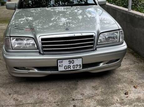 Mercedes C 230