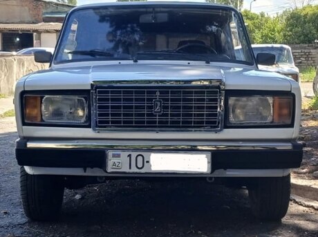 LADA (VAZ) 2107