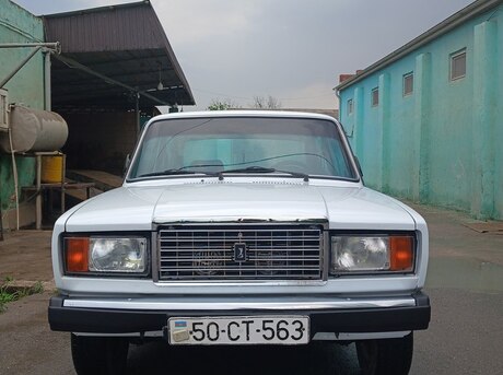LADA (VAZ) 2107