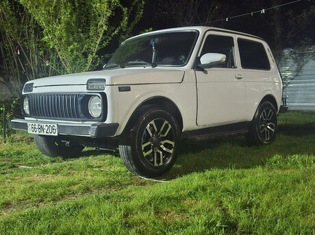 LADA (VAZ) Niva