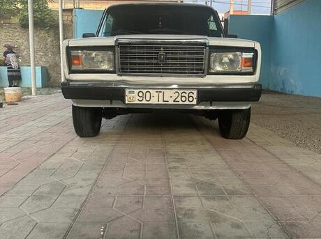 LADA (VAZ) 2107