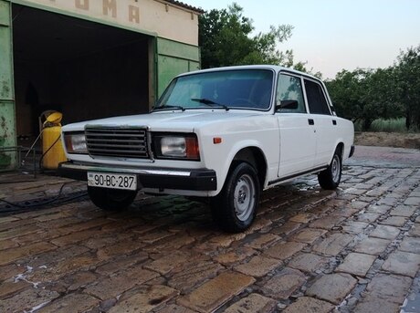 LADA (VAZ) 2107