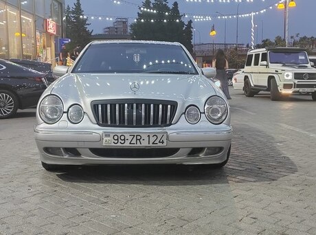 Mercedes E 270