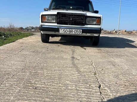 LADA (VAZ) 2107