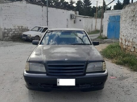 Mercedes C 280