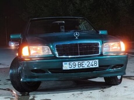 Mercedes C 180