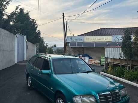 Mercedes C 180