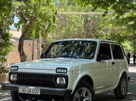 LADA (VAZ) Niva