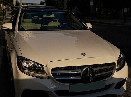 Mercedes C 300