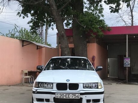 BMW 518