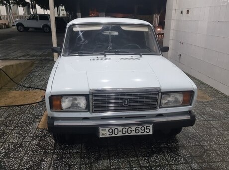LADA (VAZ) 2107