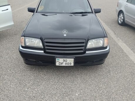 Mercedes C 240