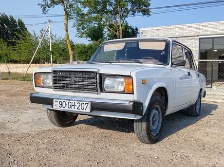 LADA (VAZ) 2107
