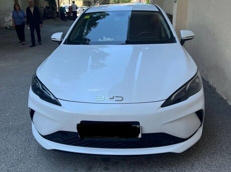 BYD Seal 05