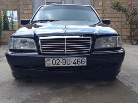 Mercedes C 180