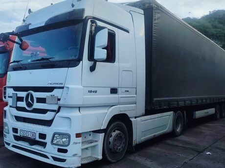 Mercedes Actros 1846