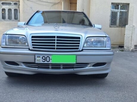 Mercedes C 220