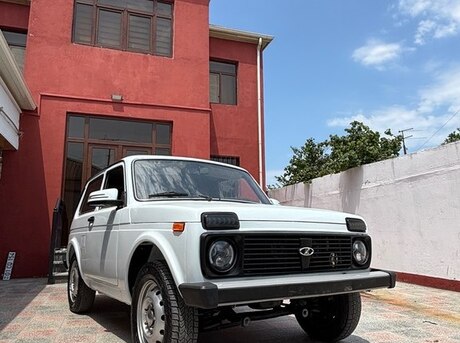 LADA (VAZ) Niva