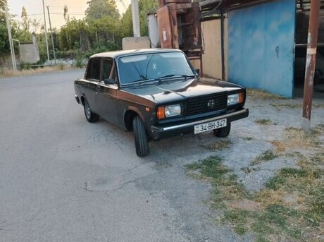 LADA (VAZ) 2107