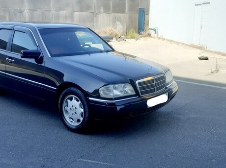 Mercedes C 220