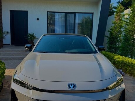 Changan Uni-V iDD