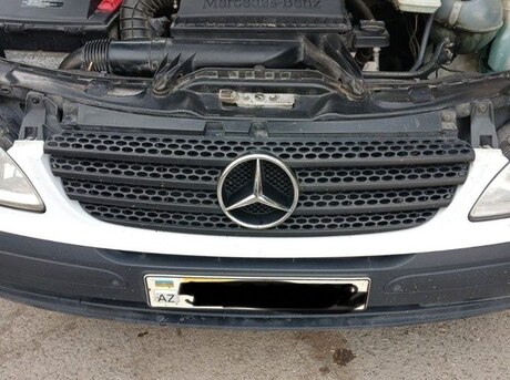 Mercedes Vito 111