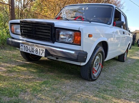LADA (VAZ) 2107