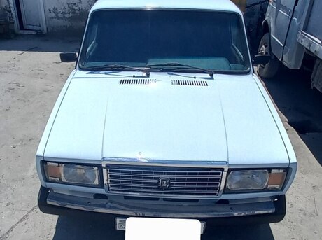 LADA (VAZ) 2107
