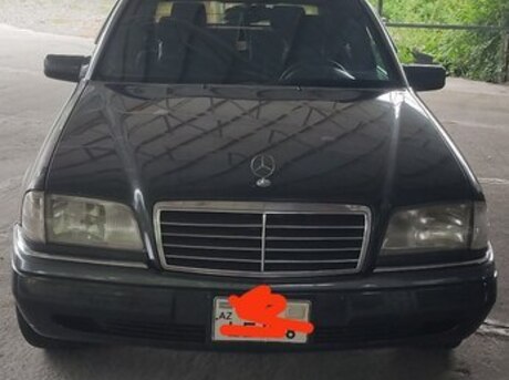 Mercedes C 200