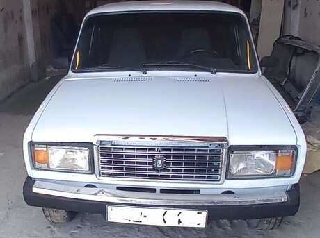 LADA (VAZ) 2107