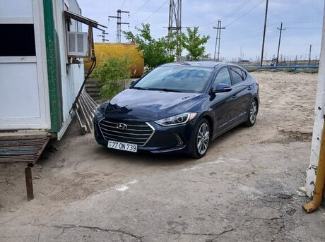 Hyundai Elantra