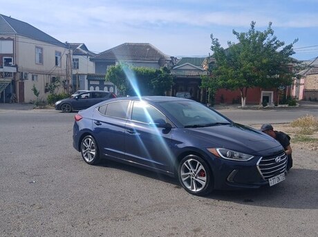 Hyundai Elantra 2017