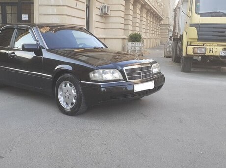 Mercedes C 220