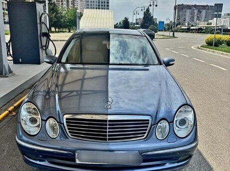 Mercedes E 200