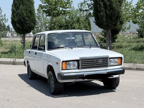 LADA (VAZ) 2107