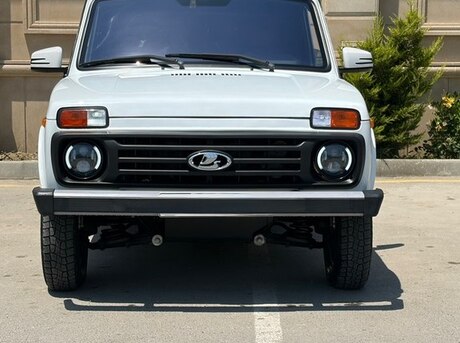 LADA (VAZ) Niva